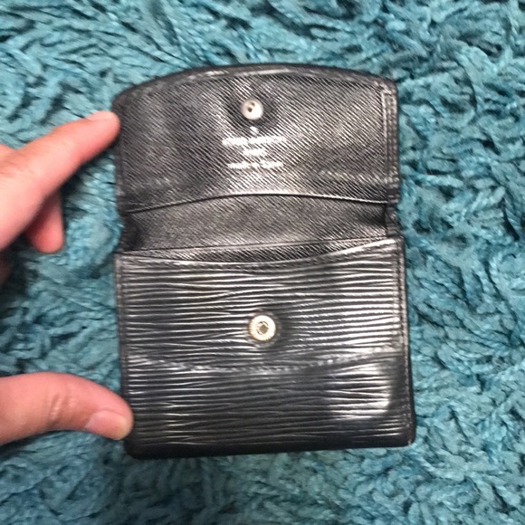 Louis Vuitton Wallet Black Epi Leather - Picture 2 of 9